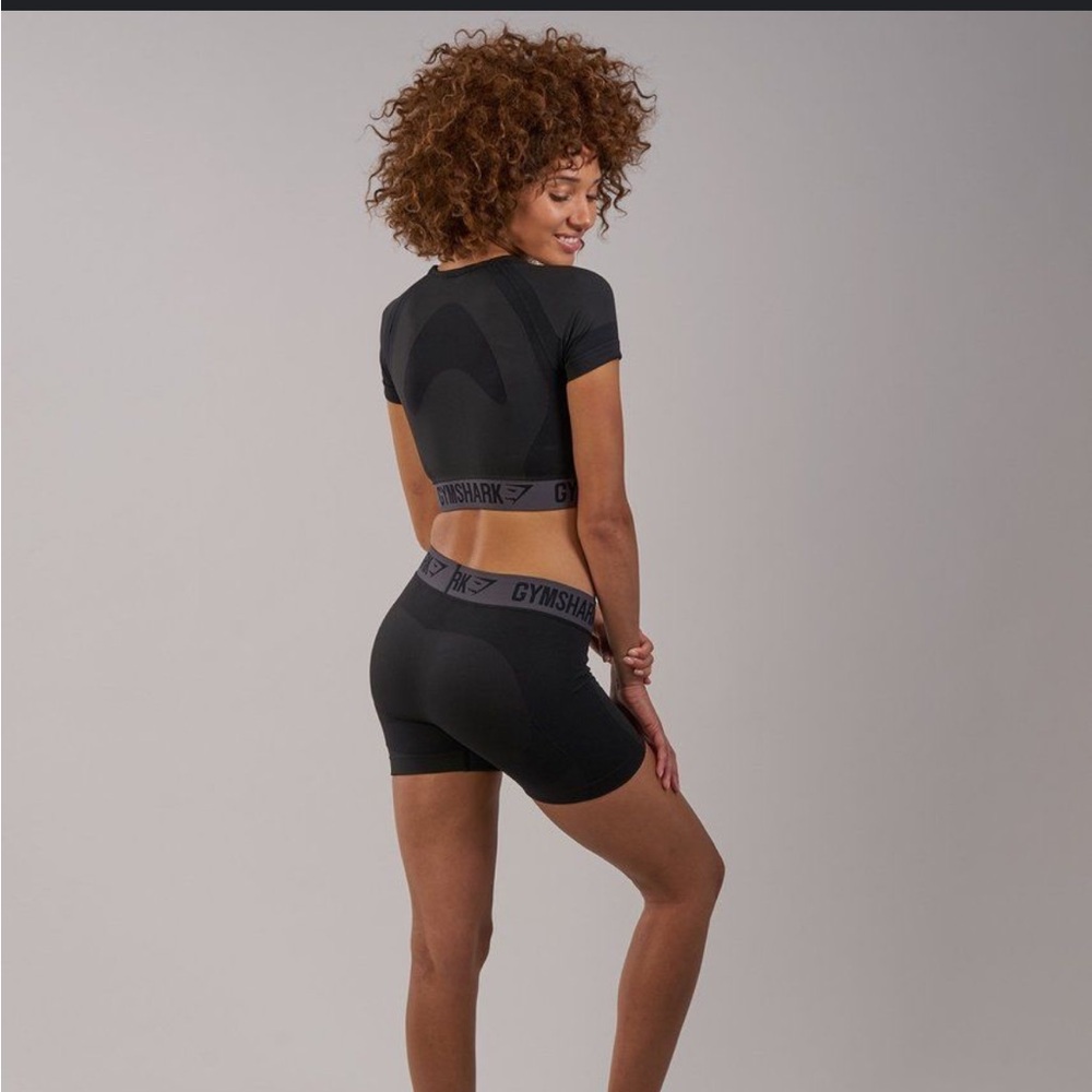 Gymshark Flex Shorts - Black Marl/Charcoal - Small